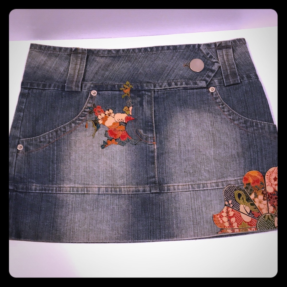 Beiza One of a Kind Denim mini Skirt